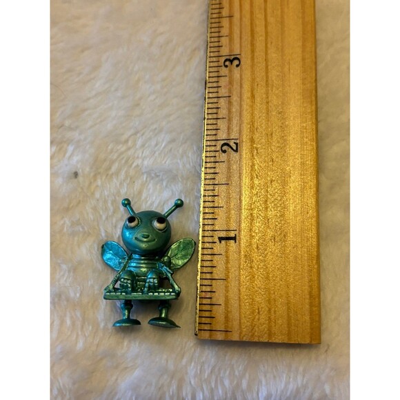 Rare Alien Bee Green Gumball Figures Band and Bonus Silver Alien Bee - Picture 3 of 3
